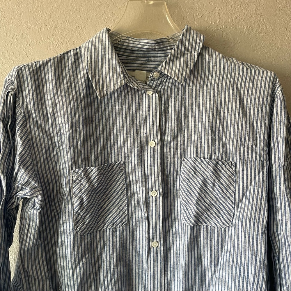 Treasure & Bond, Women’s Blue & White Striped Longsleeve Button Shirt, Size S - Picture 2 of 6